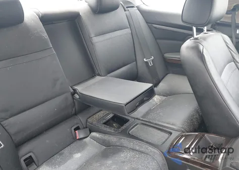 2011 BMW 3 Series 328I из США, поврежденный, VIN WBAKE5C53BE573685